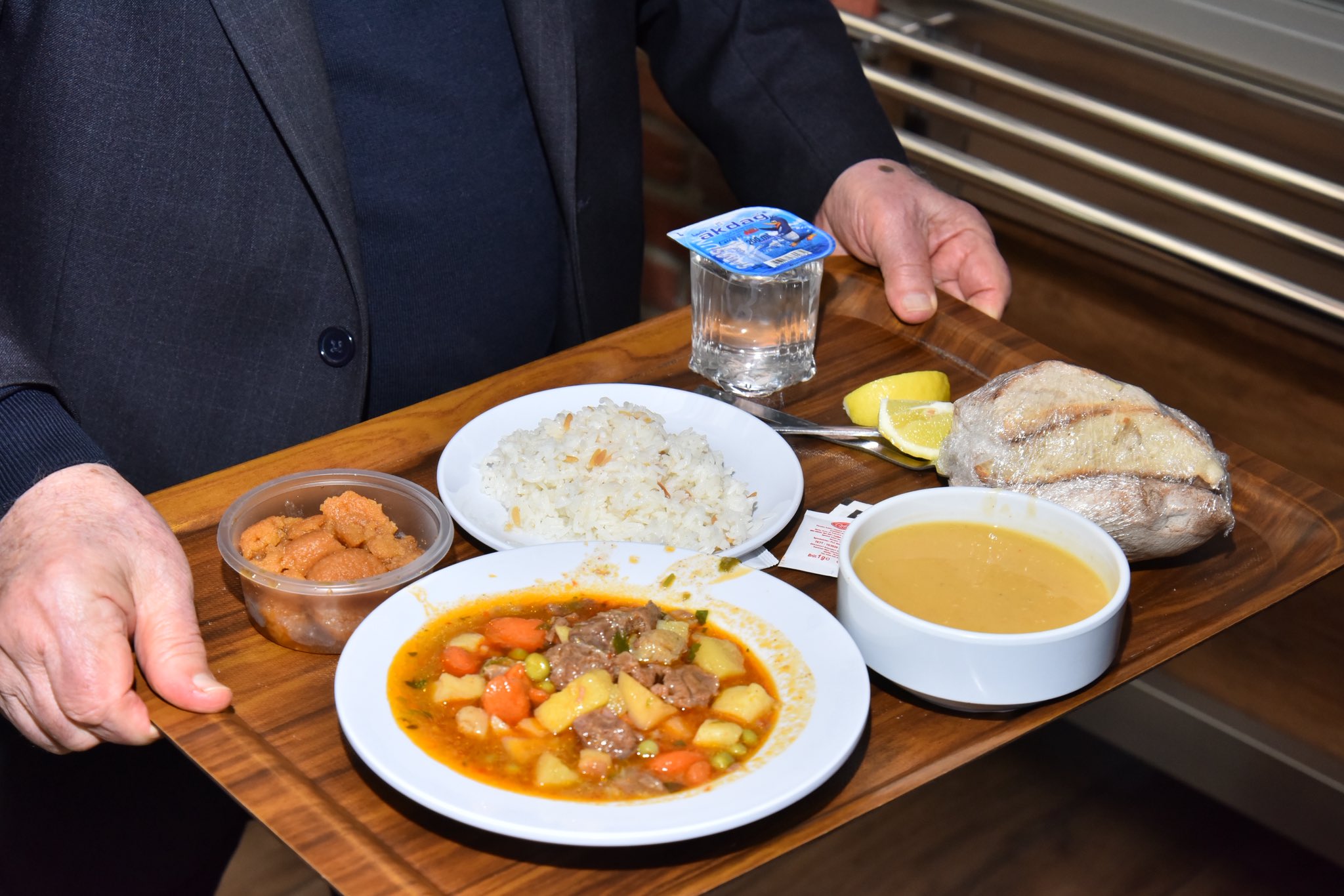 H Bi D4V N Xc A Ao F0 R