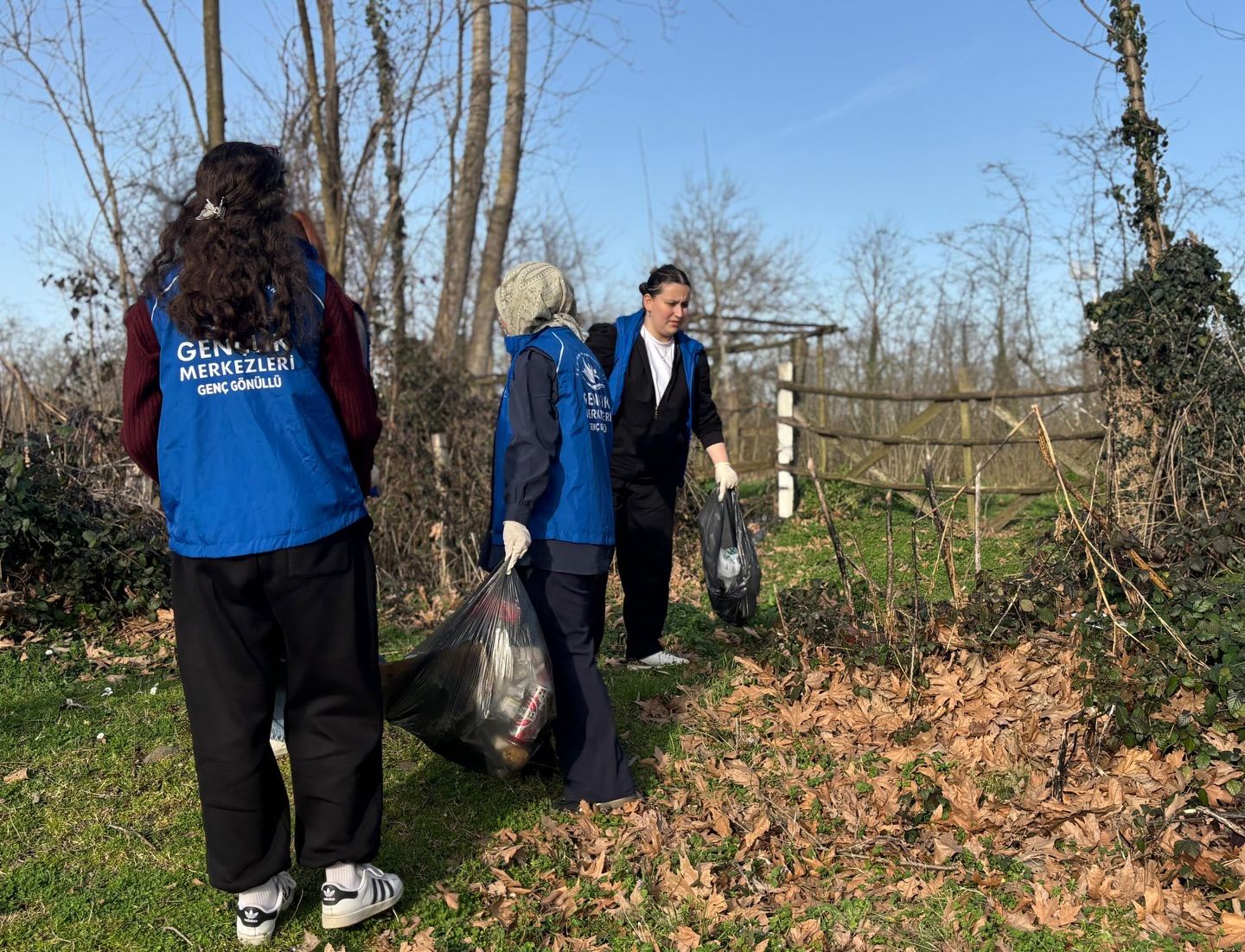Salıpazarı'nda Gençler Toplumsal Farkındalık Için Sahaya Indi (5)-1