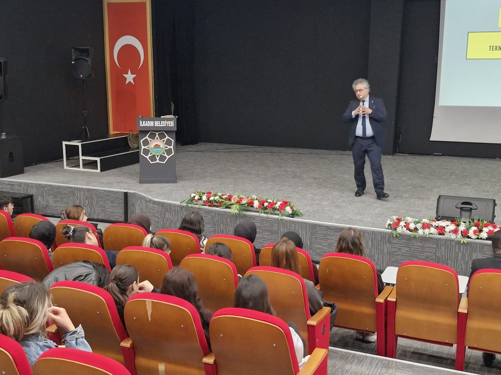 Samsun İlkem'de Yks Adaylarına ‘Sivri Hoca’ Dopingi (1)