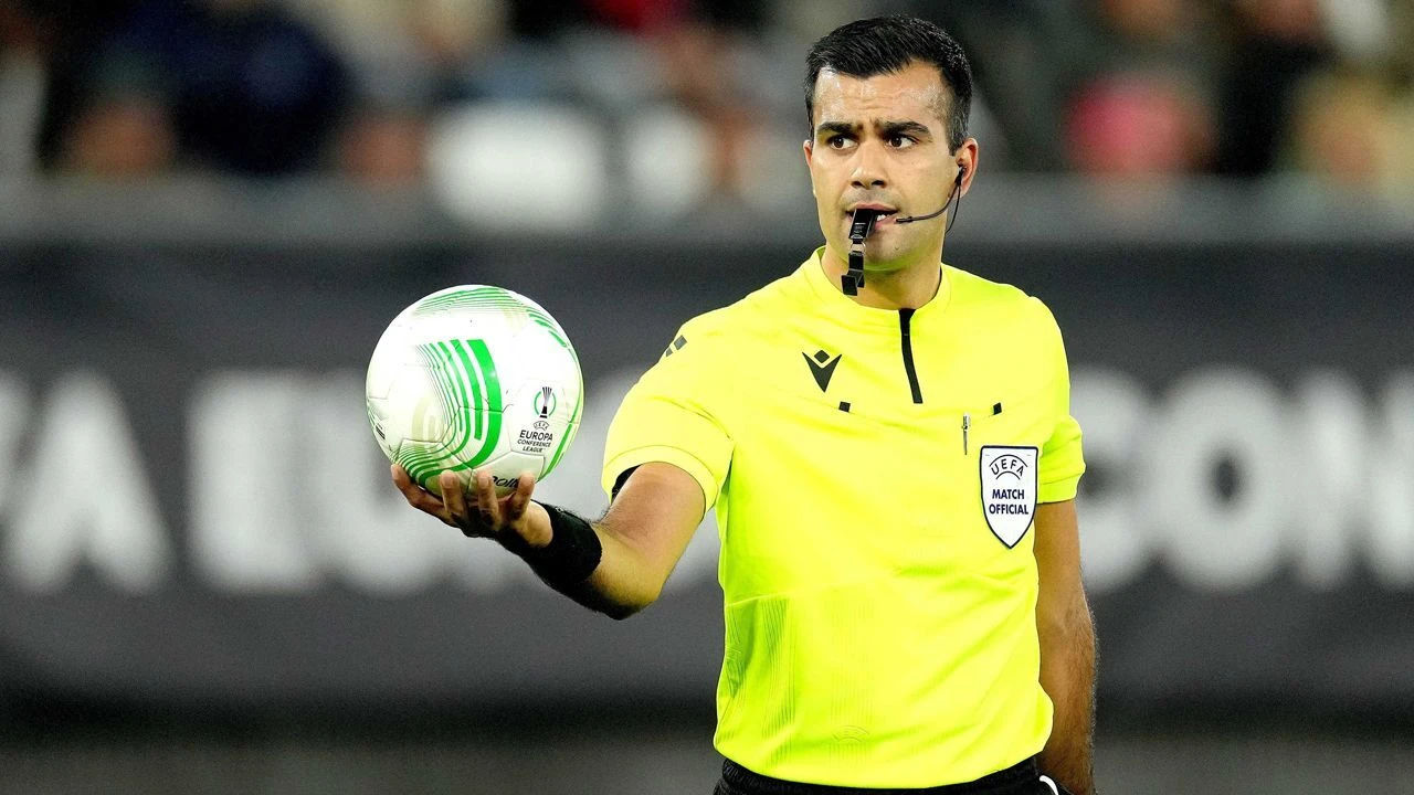 Sknediya Samsunspor Macinin Hakemi Norvecli Rohit Saggi Oldu