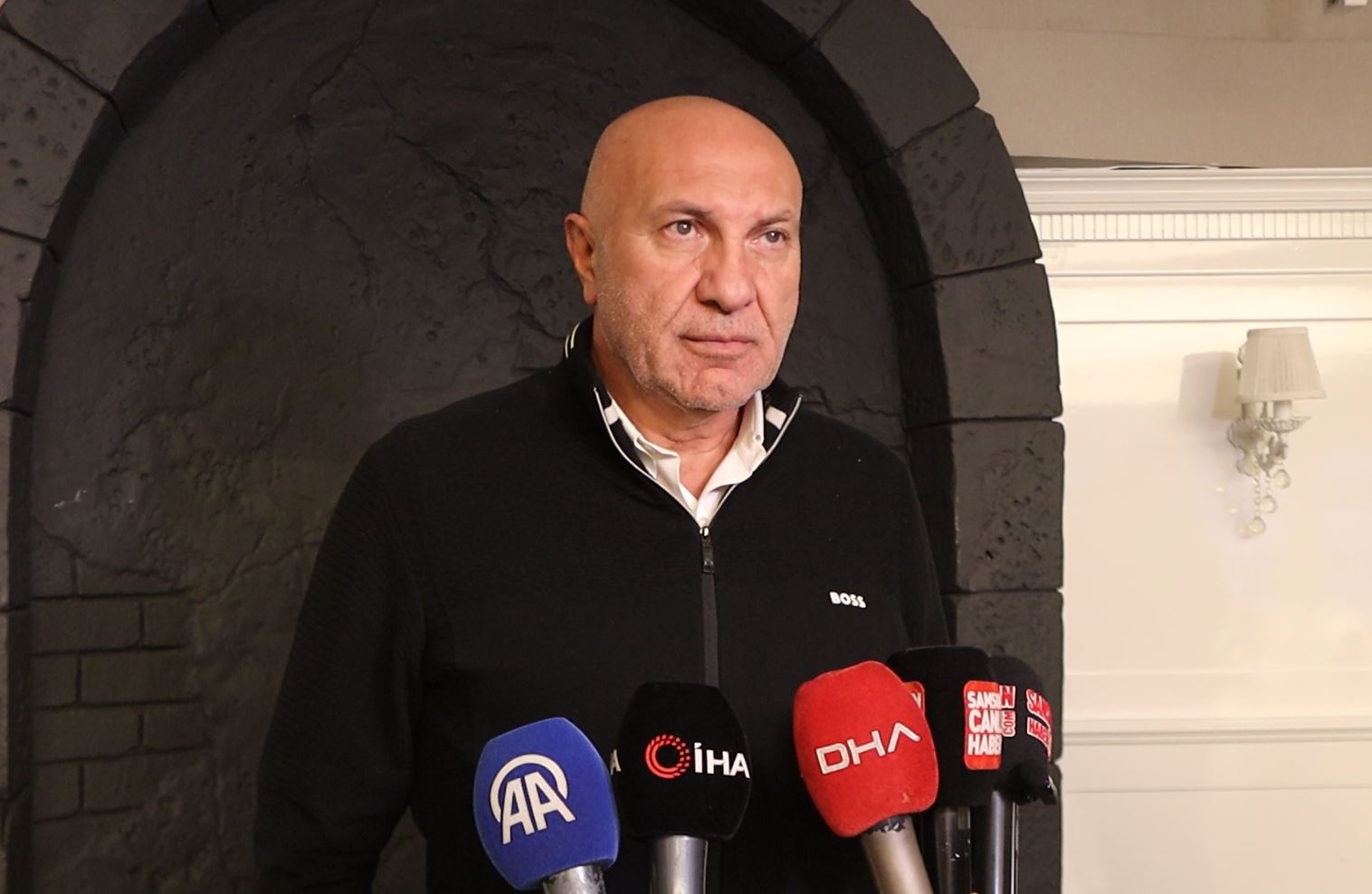 Samsunspor Başkanı Yüksel Yıldırım: Lig bitmeden havlu atmayacağız