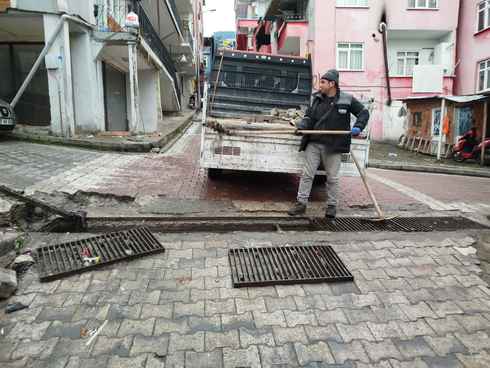 Başkan İbrahim Sandıkçı: "Canik'imizin her köşesinde sahadayız"