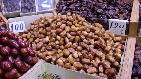 Tezgahlar hareketlendi! Samsun'da ramazan öncesi hurmaya zam var mı? 