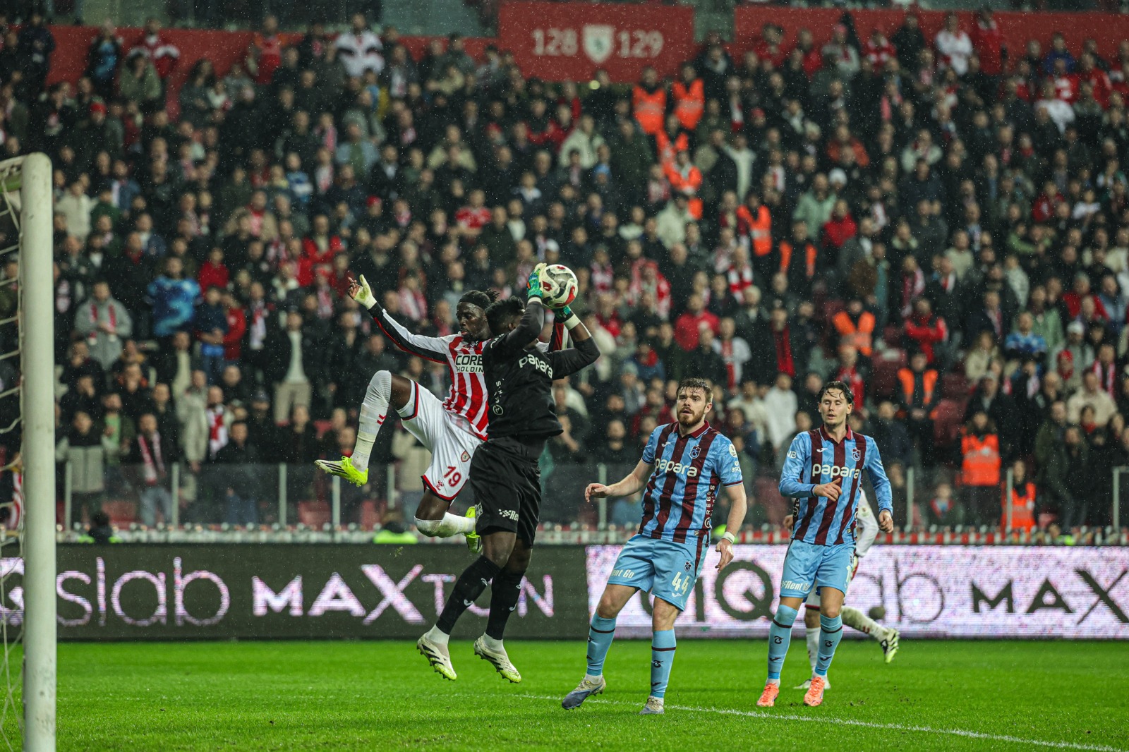 Samsunspor'da fark eridi, zirve gerildi! 