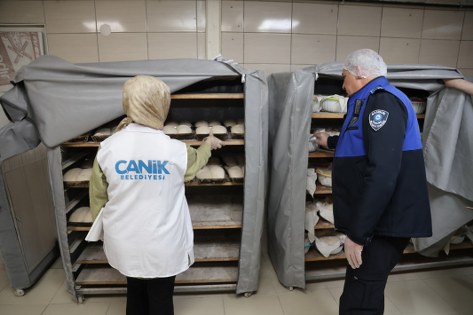 Canik'te Ramazan öncesi fırın ve marketler mercek altında 
