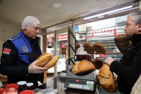 Canik'te Ramazan öncesi fırın ve marketler mercek altında 