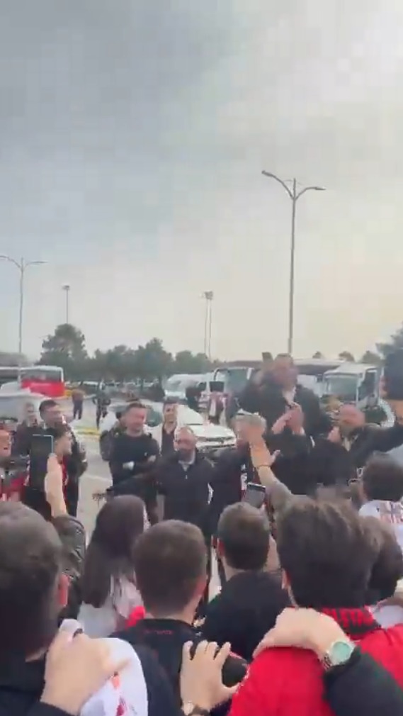 Samsunspor taraftarı son kez “üçlü” istedi, Thomas Reis kırmadı