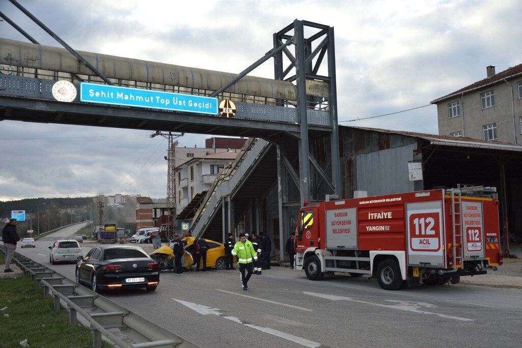 A A 20260308 40769540 40769538 S A M S U N D A U S T G E C I D E C A R P A N O T O M O B I L I N S U R U C U S U A G I R Y A R A L A N D I 1024X683