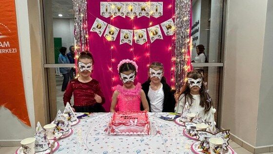 Samsun'da şehit kızı Zeynep Elibol'a sürpriz kutlama