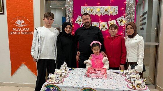 Samsun'da şehit kızı Zeynep Elibol'a sürpriz kutlama