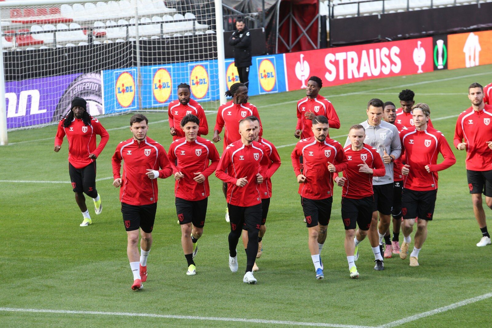 A A 20260318 40863761 40863759 S A M S U N S P O R R A Y O V A L L E C A N O M A C I N A H A Z I R 1600X1067