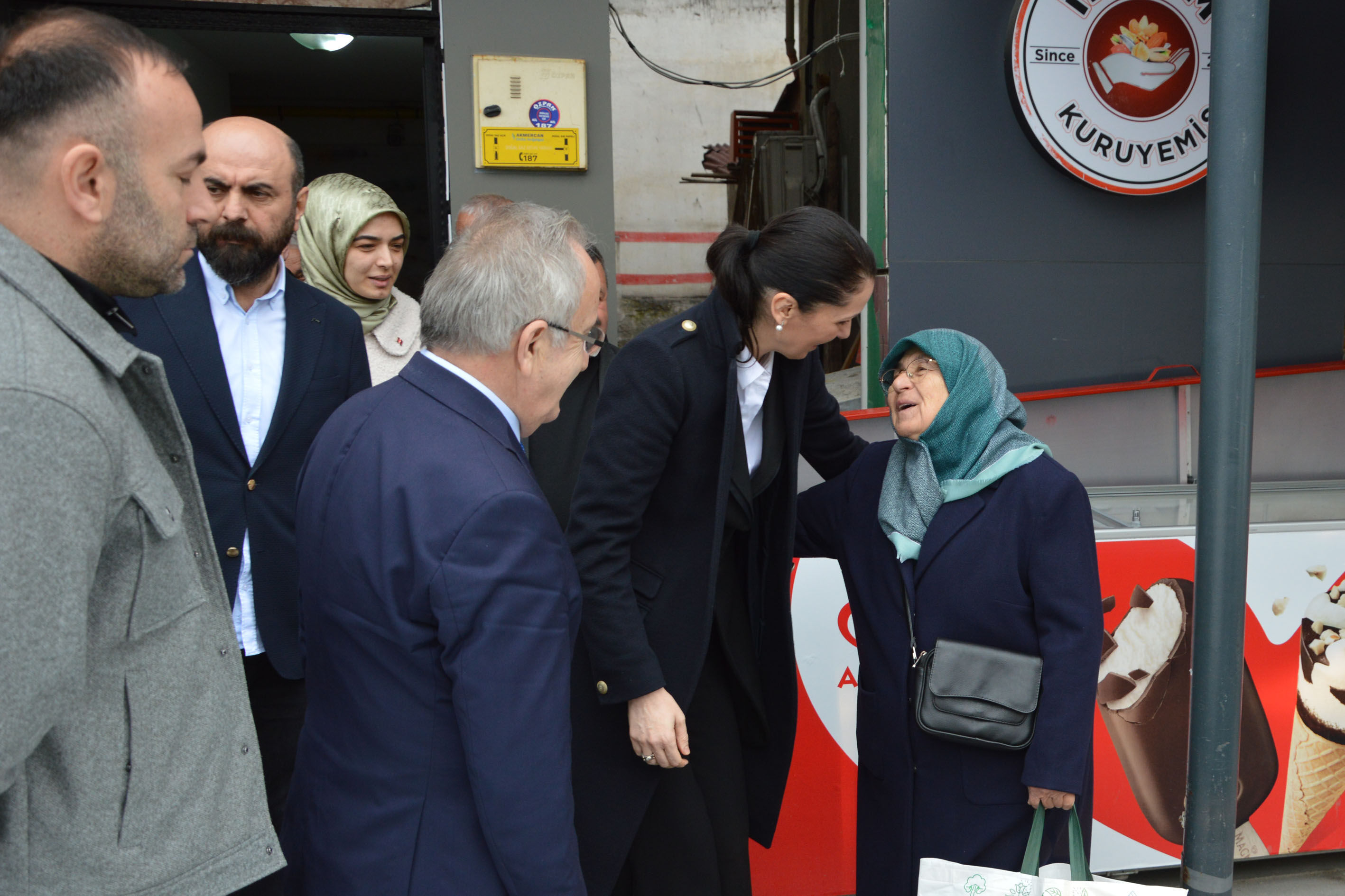 AK Parti Samsun'da ilçelerde bayram turunda! 