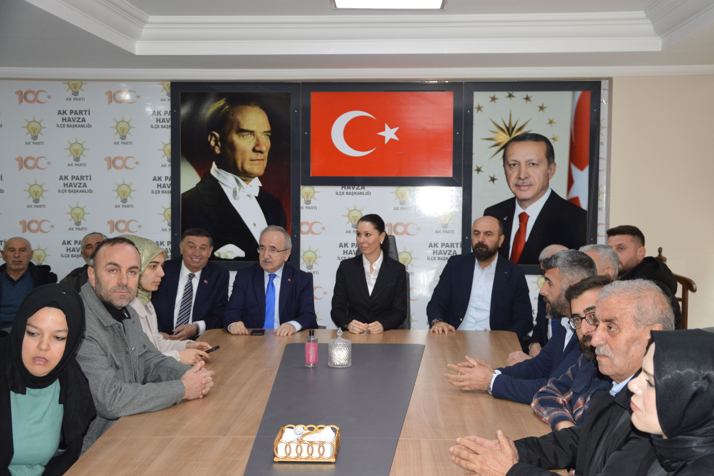 AK Parti Samsun'da ilçelerde bayram turunda! 