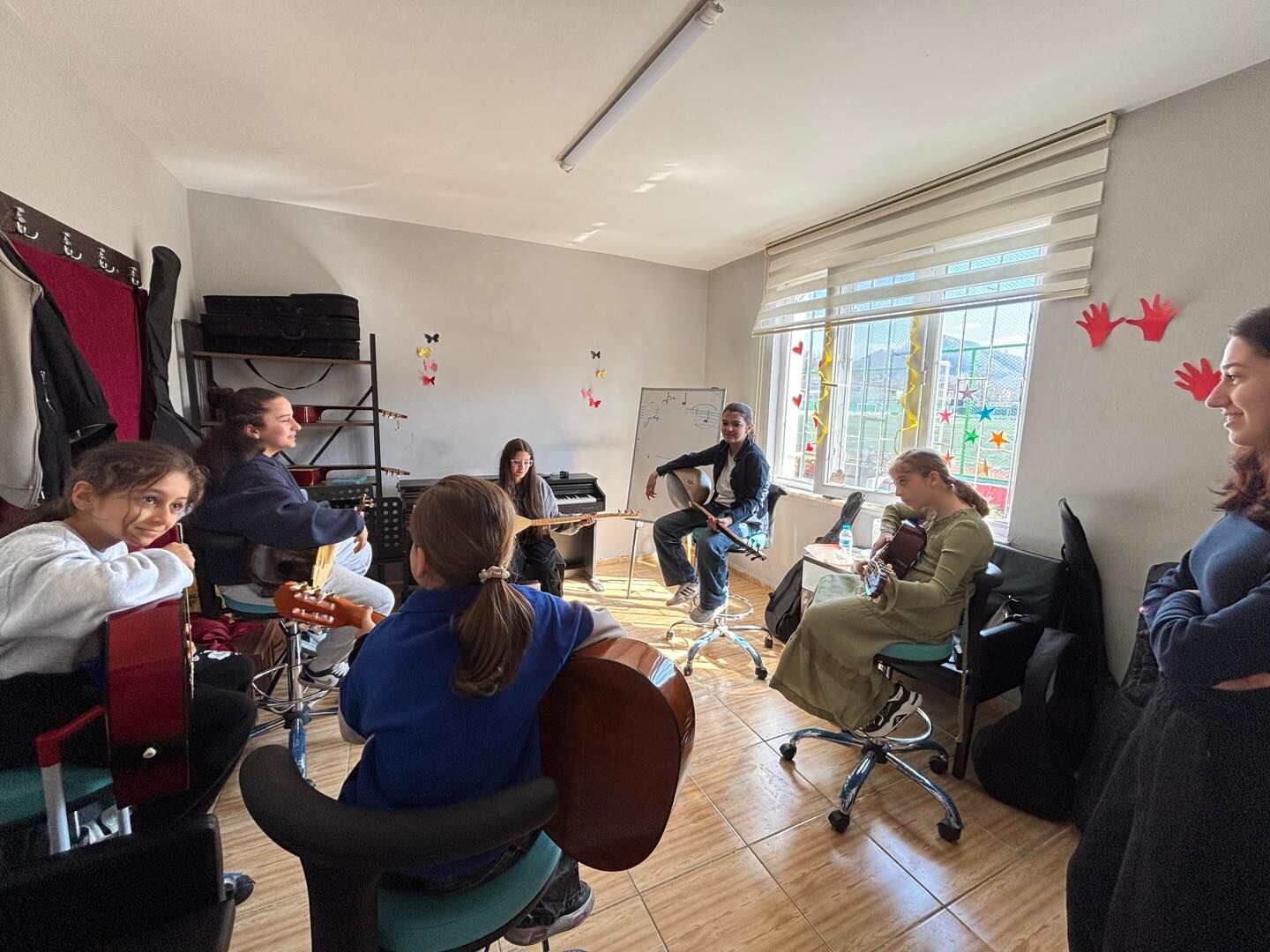 SAMSUN HABER: Salıpazarı’nda gençlere müzik eğitimi veriliyor