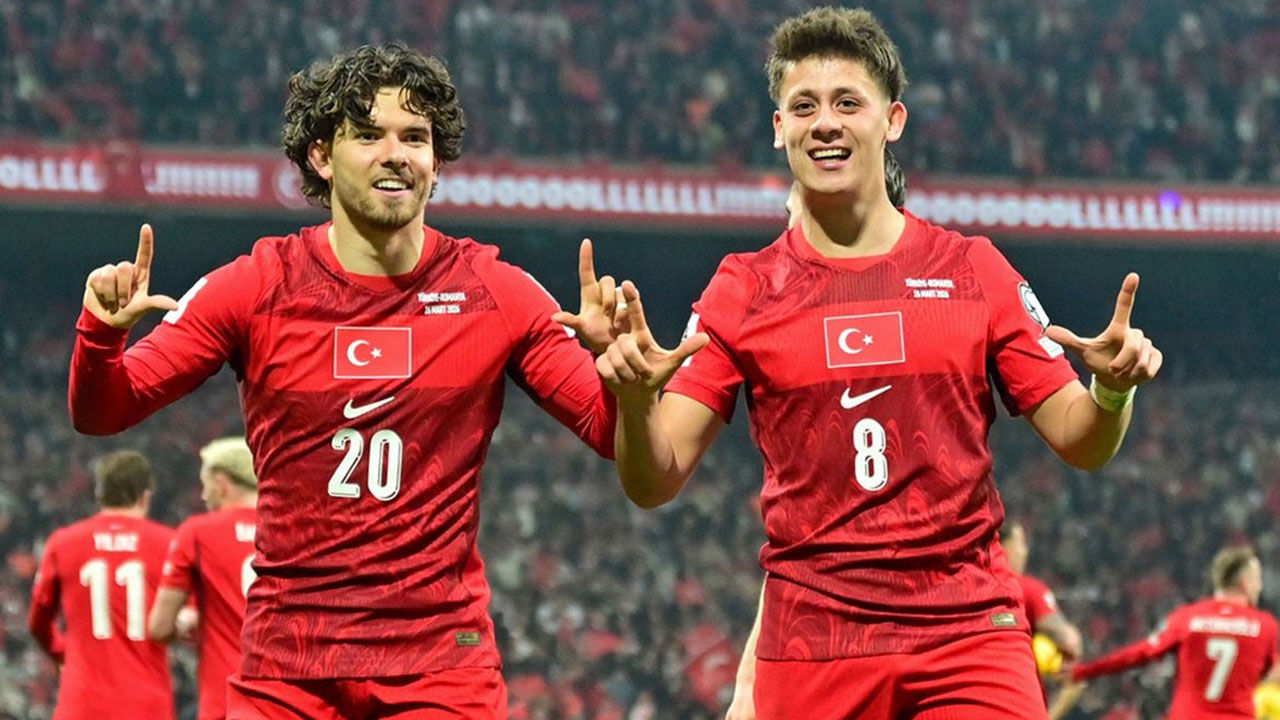 Romanya'yı deviren A Milli Takımımız finalde