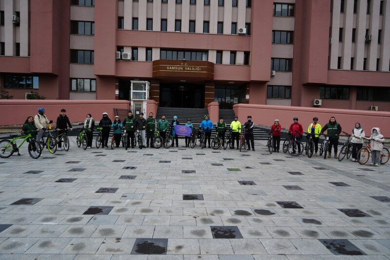 Samsun'da yüzlerce pedal aynı mesaj için döndü 