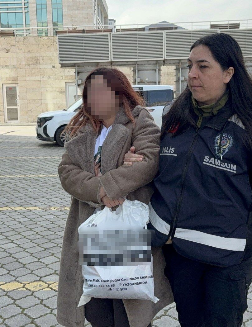 A W662562 03 809X1050