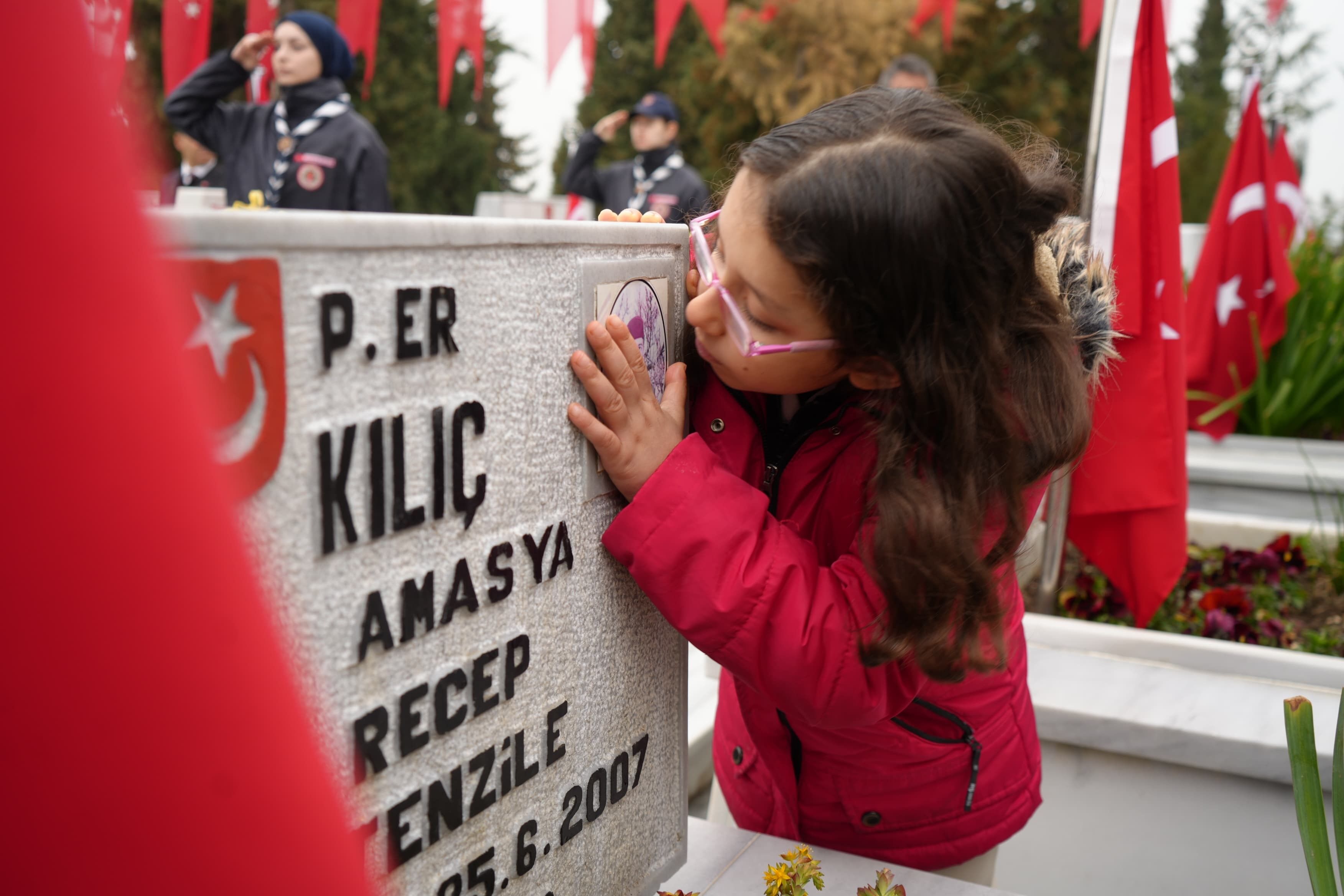 Samsun'da yürekleri titreten an! Minik Elif Kılıç ağlattı 