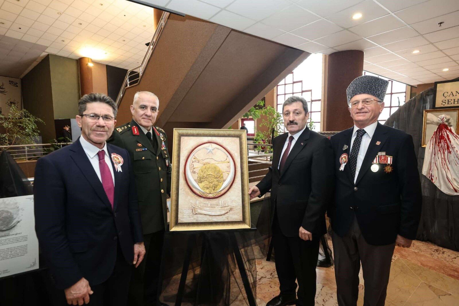 A W665032 07 1600X1066