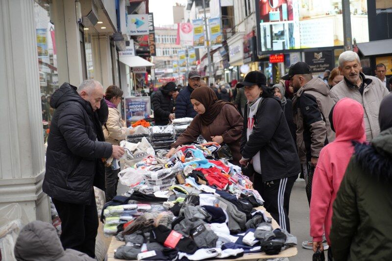 Samsun'da bayram telaşı erkenden başladı 