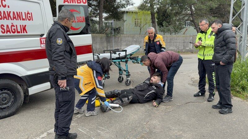İlkadım’da kaza: Kurye ile otomobil çarpıştı