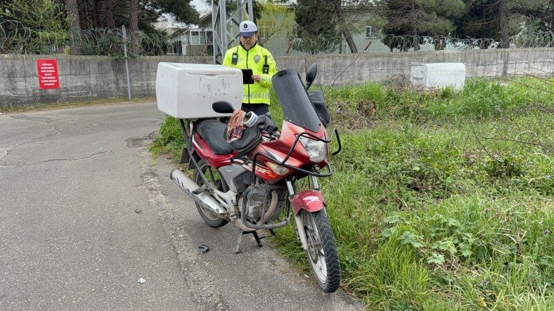 İlkadım’da kaza: Kurye ile otomobil çarpıştı