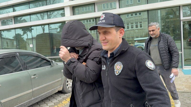 Samsun'da alacak - verecek kavgası büyüdü: Polisin burnunu kırdı 