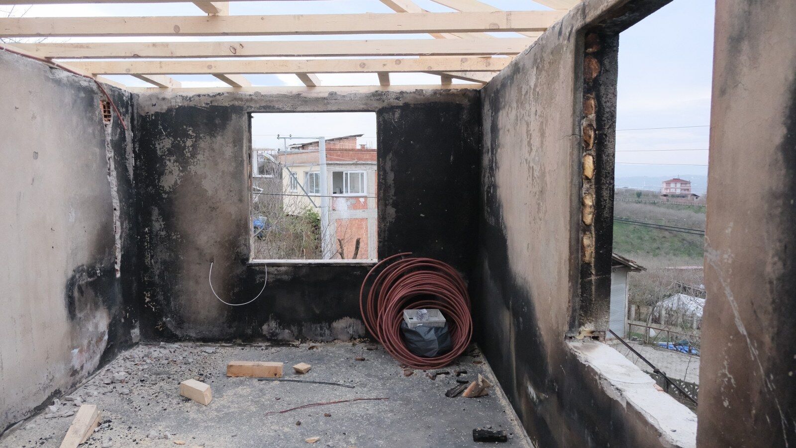 A W666057 08 1600X901