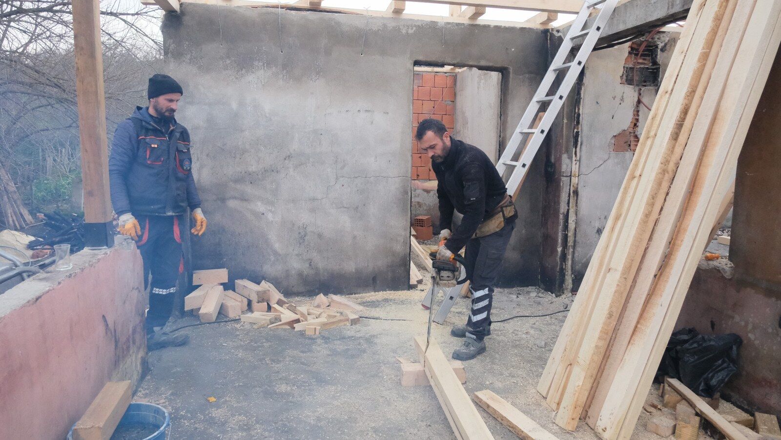 A W666057 09 1600X901