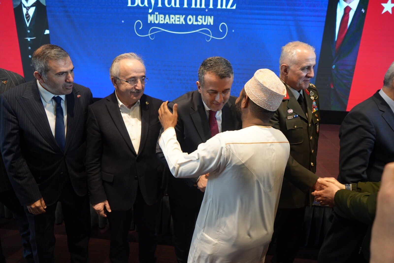 A W666201 04 1600X1069