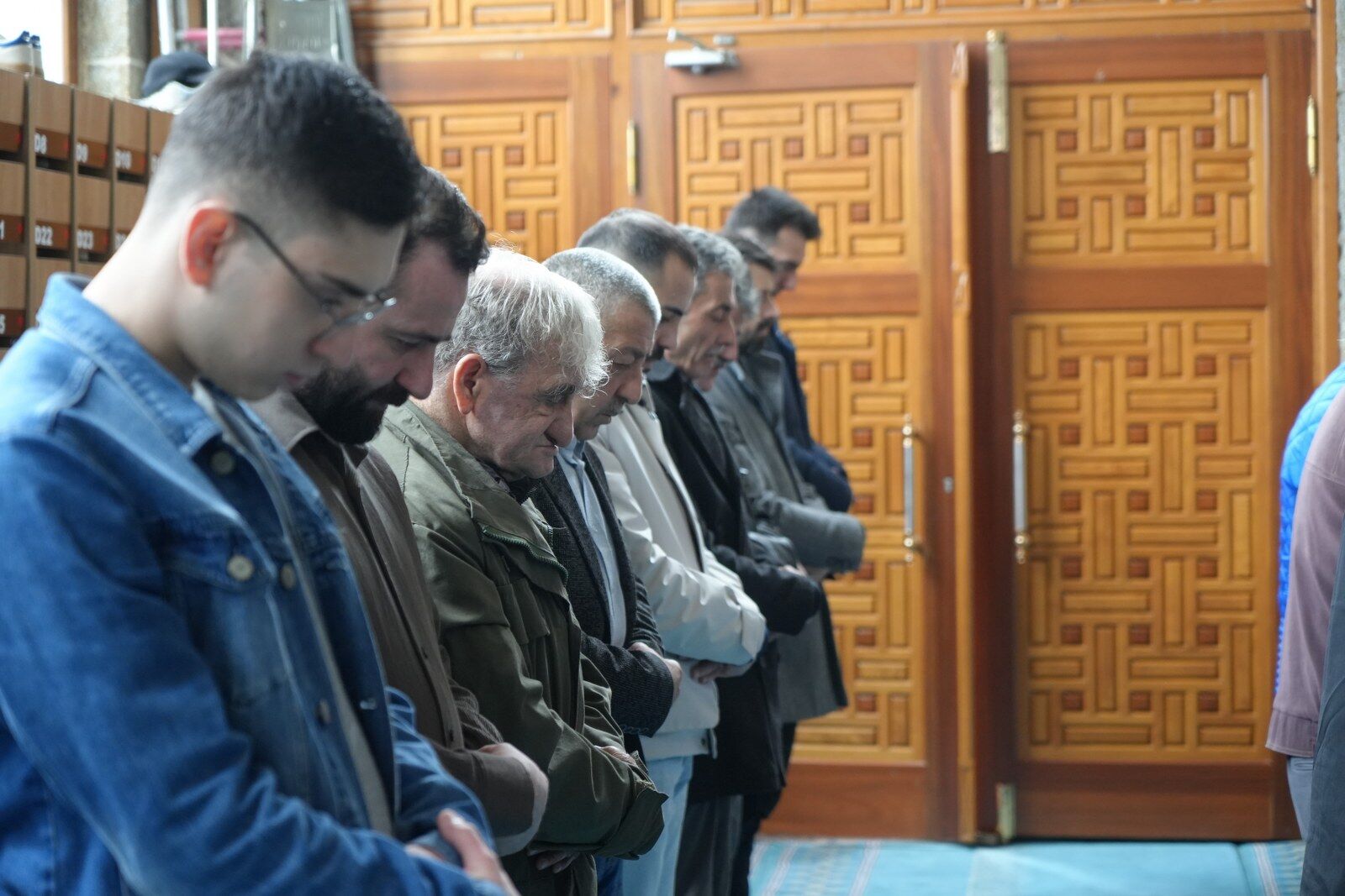 A W666213 05 1600X1067