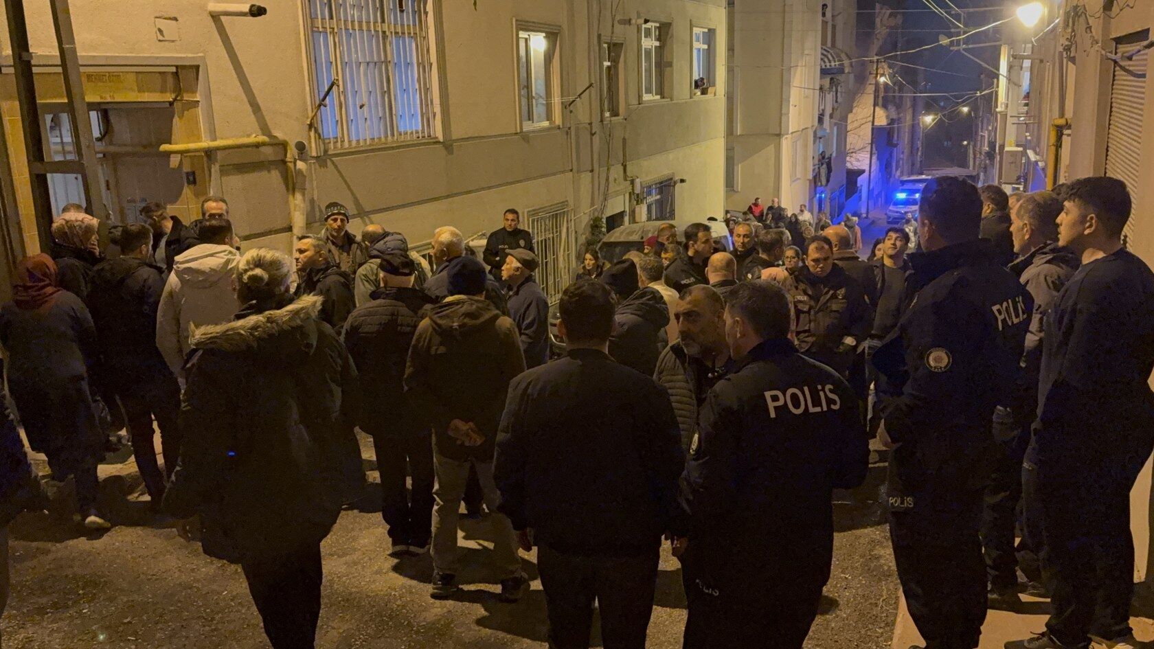 A W667871 08 1680X945