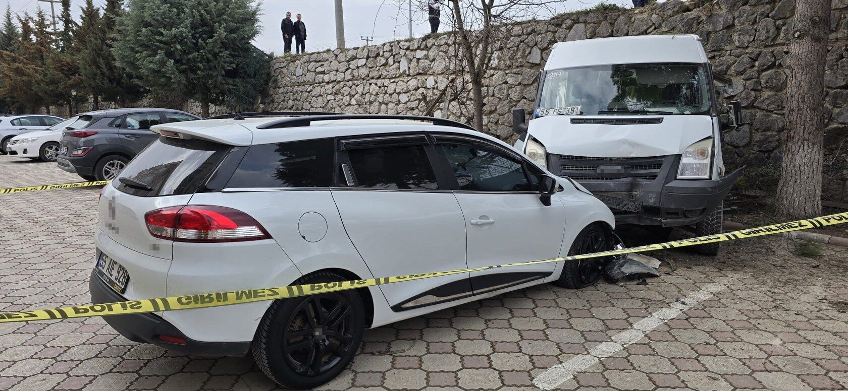 A W668184 05 1680X776