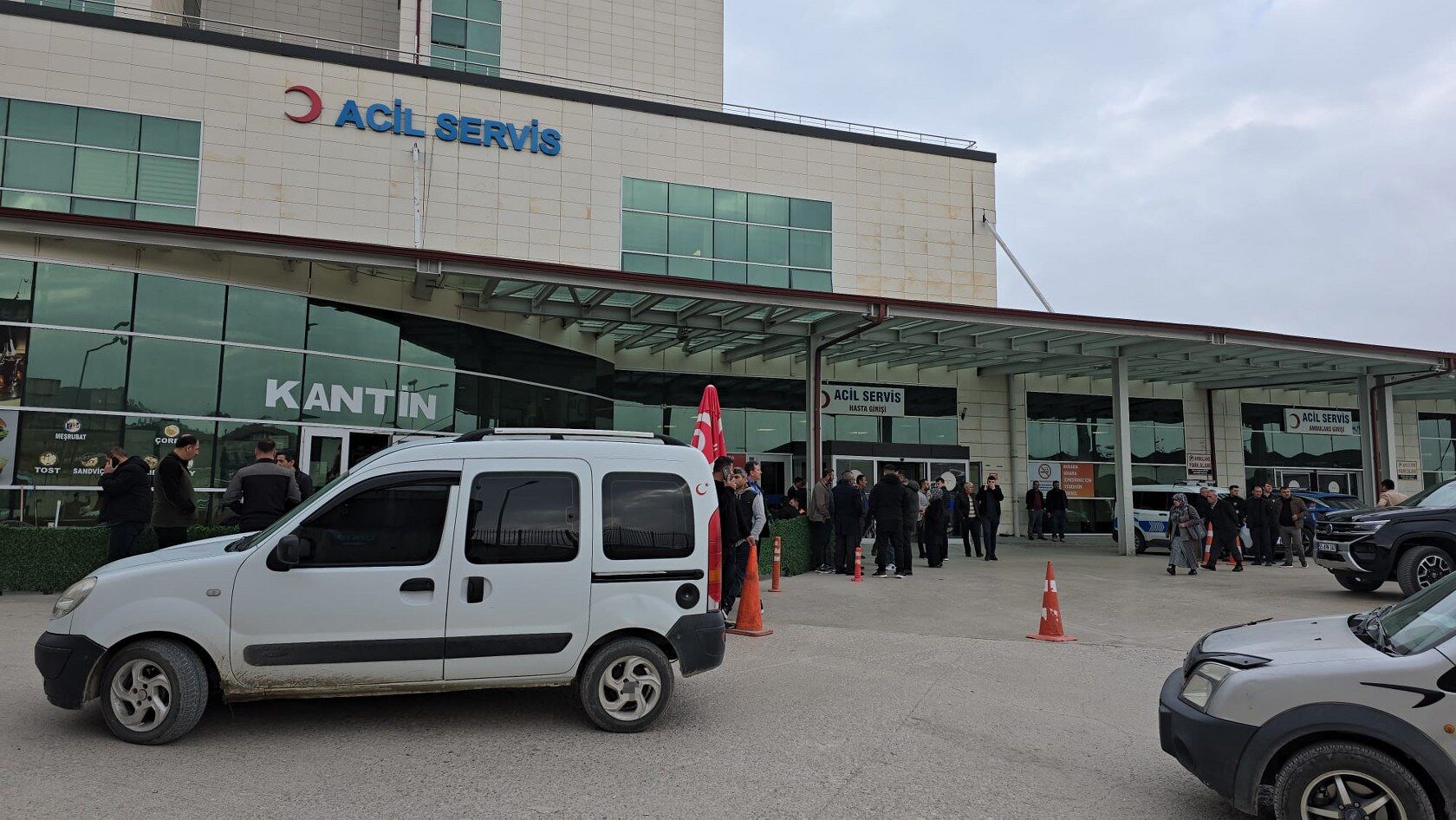 A W668184 06 1680X946