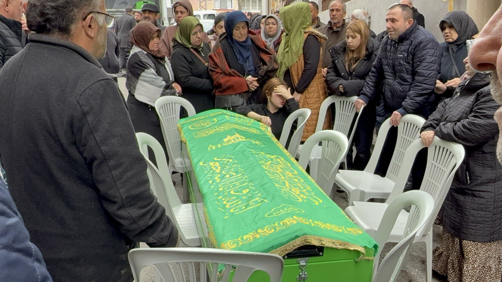 A W668247 03 1680X945