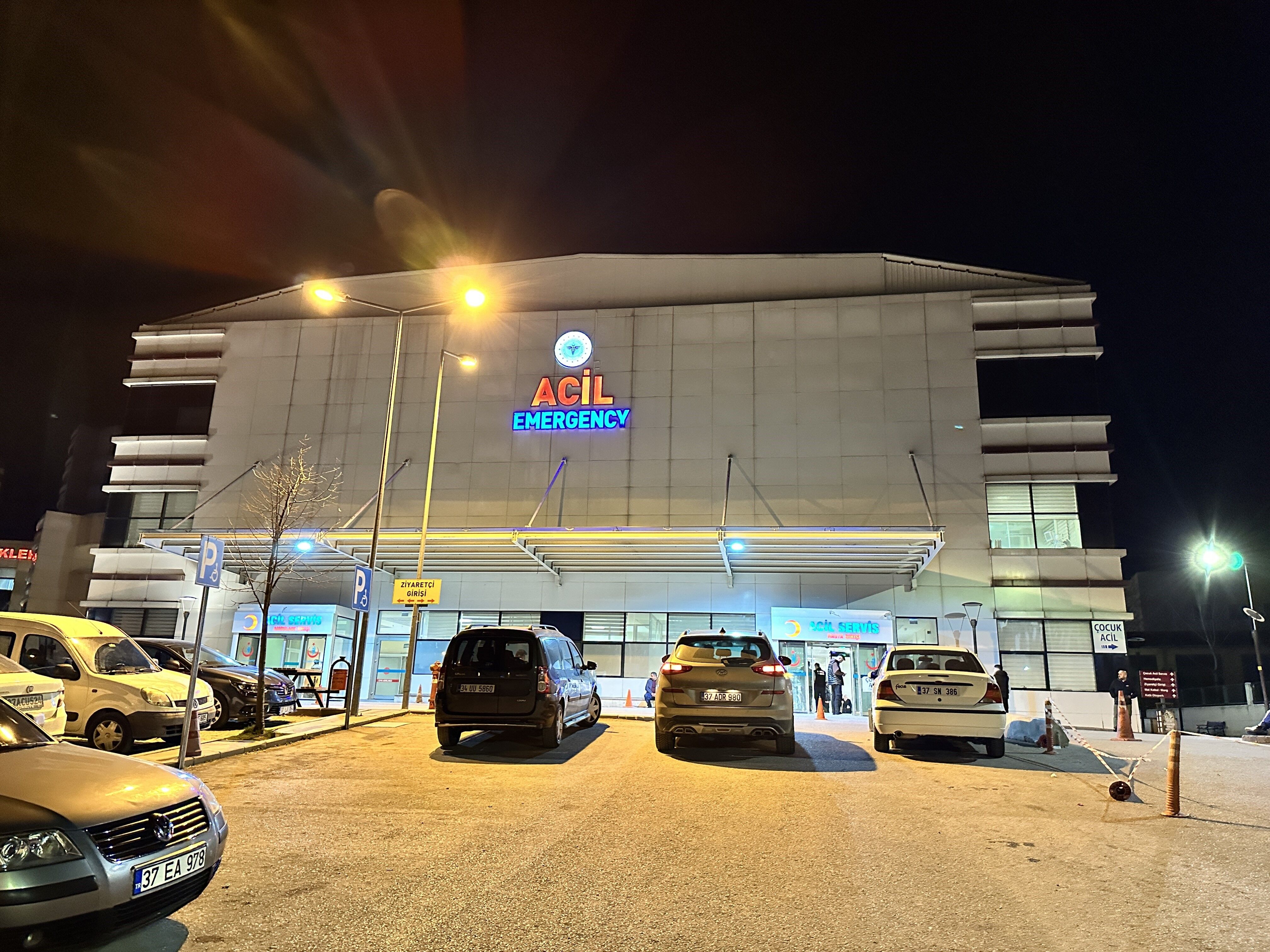 Olayda hayatını kaybeden Murat Gökdağ’ın cenazesi Kastamonu Eğitim ve Araştırma Hastanesi morguna kaldırıldı.