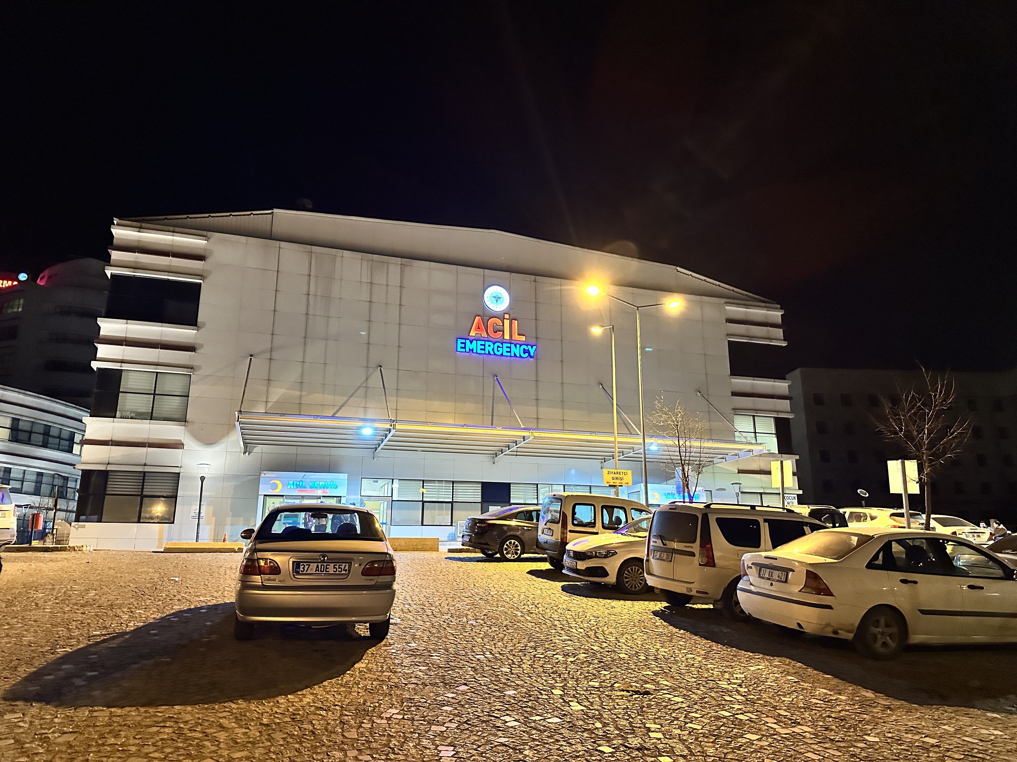 Olayda hayatını kaybeden Murat Gökdağ’ın cenazesi Kastamonu Eğitim ve Araştırma Hastanesi morguna kaldırıldı.