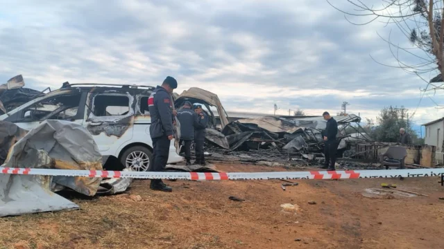 Antalya Da Yangin Faciasi 5 I Cocuk 6 Olu 19673608 4892 M