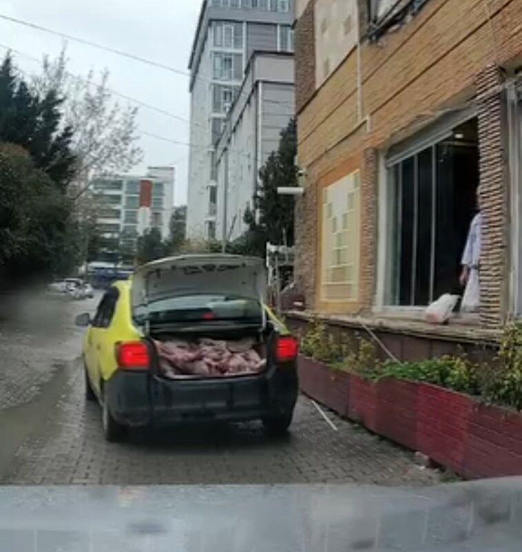 samsun haber: Samsun'da taksinin bagajında taşınan etler hayrete düşürdü! 