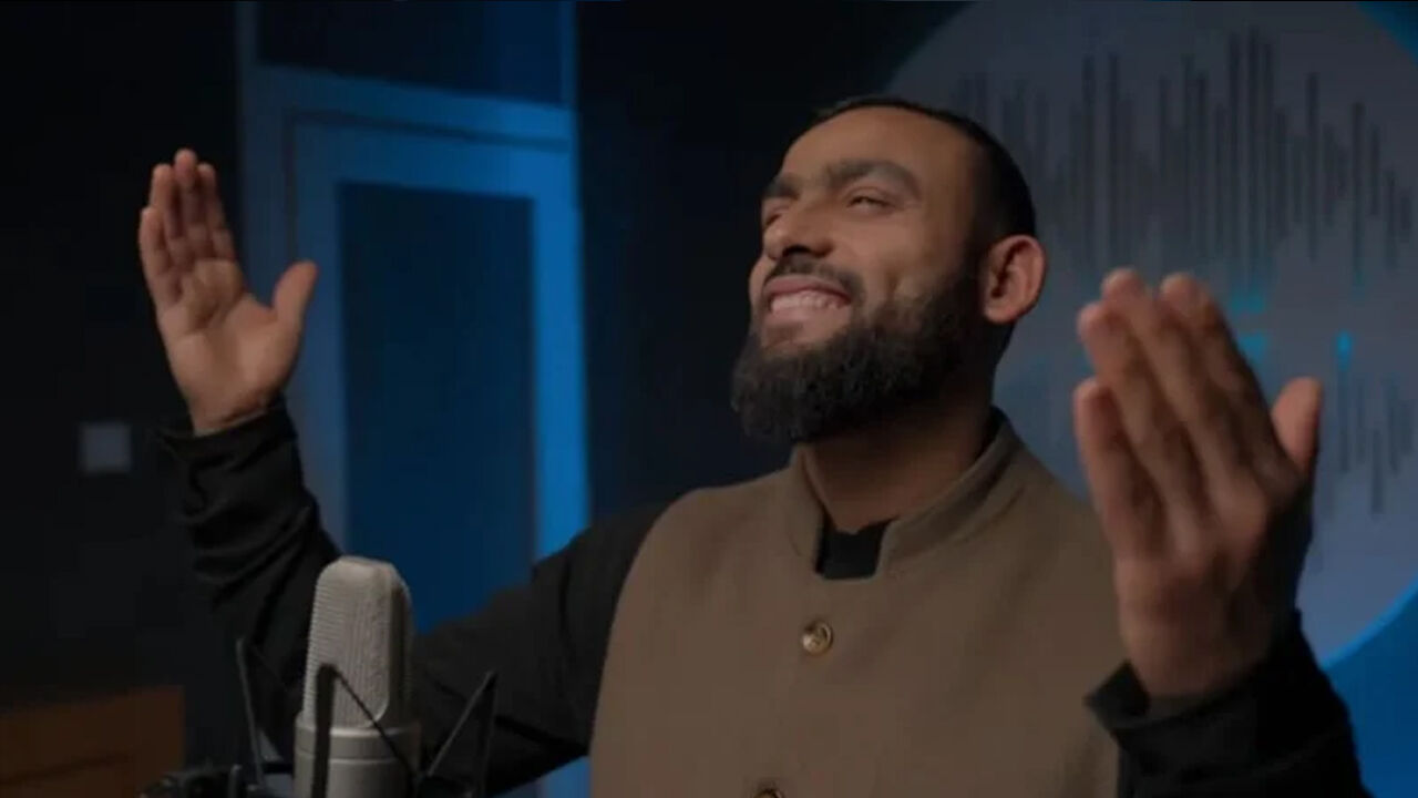 Bir ilahi dünyayı salladı! Samsunlu Celal Karatüre kimdir, ne iş yapıyor?