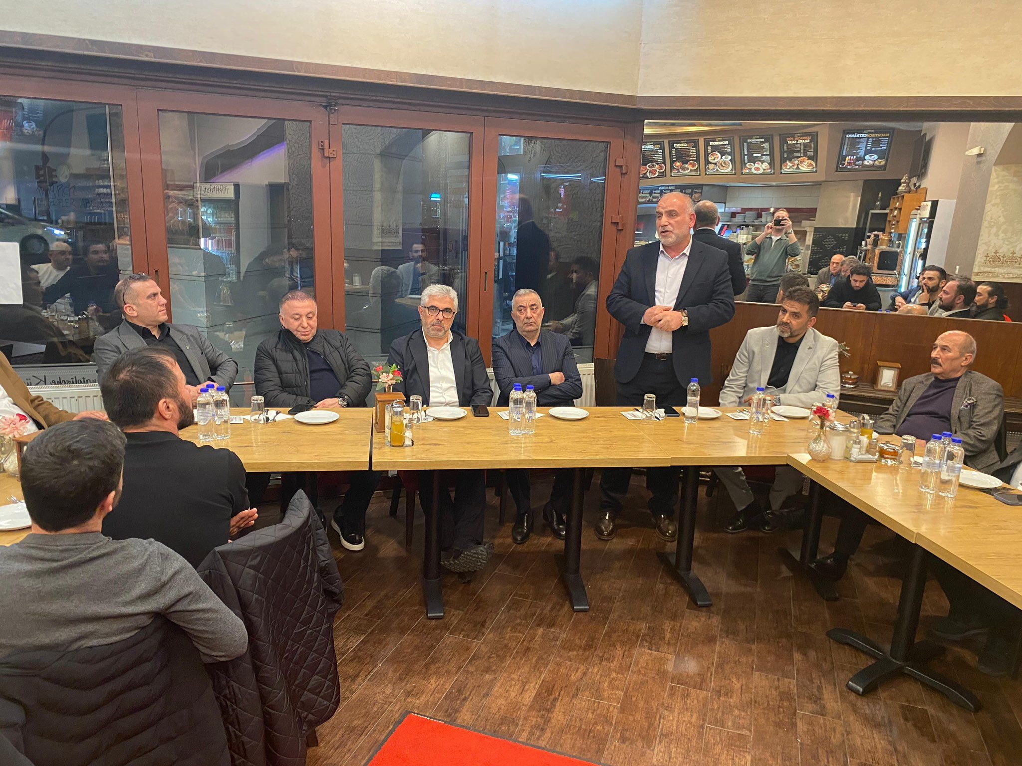 H C R7 Gsf Xk A Afh9 T