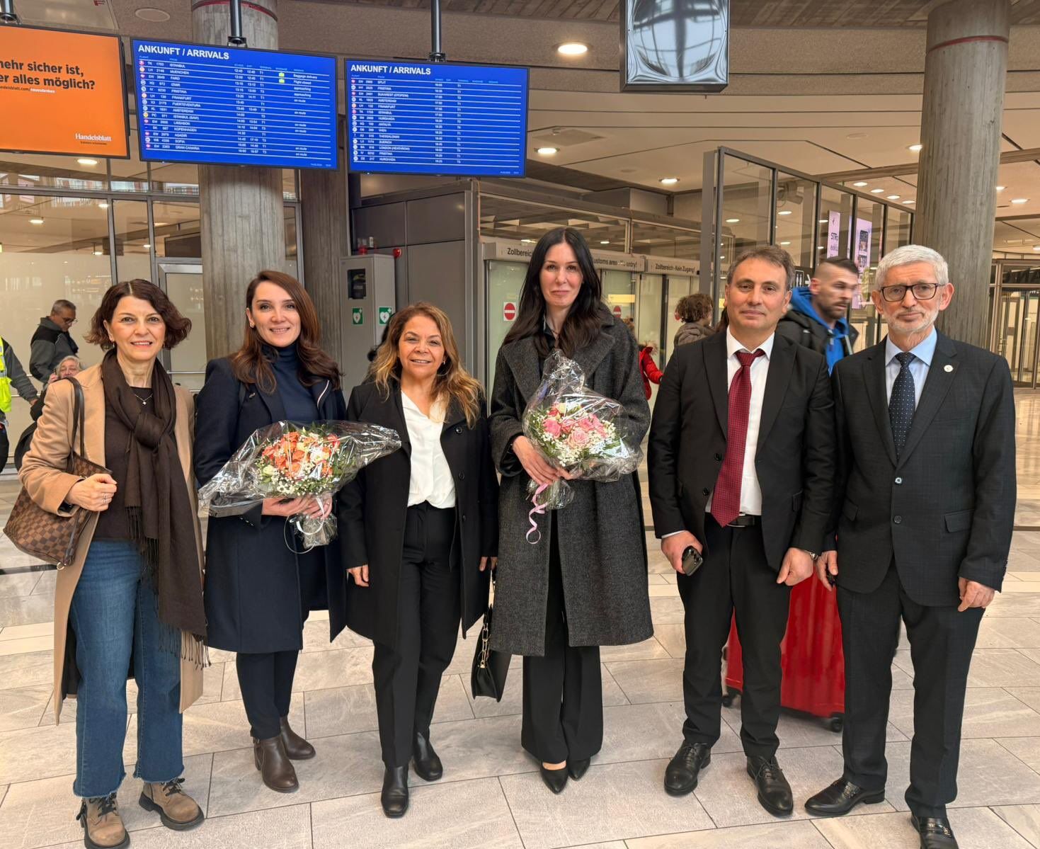 H D Y L D X U W Y A Ag A I3