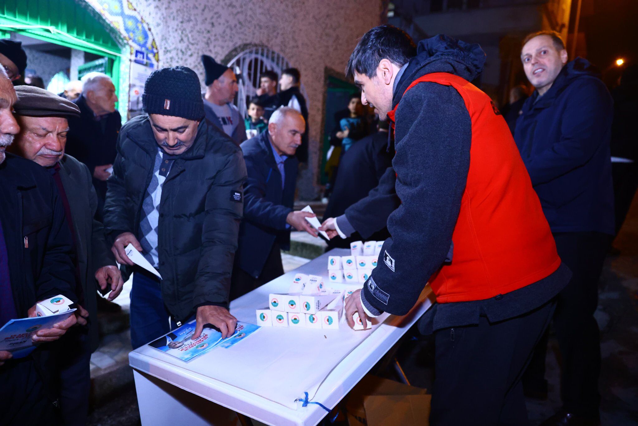 H D Z Olmz X Y A Ak Ij5