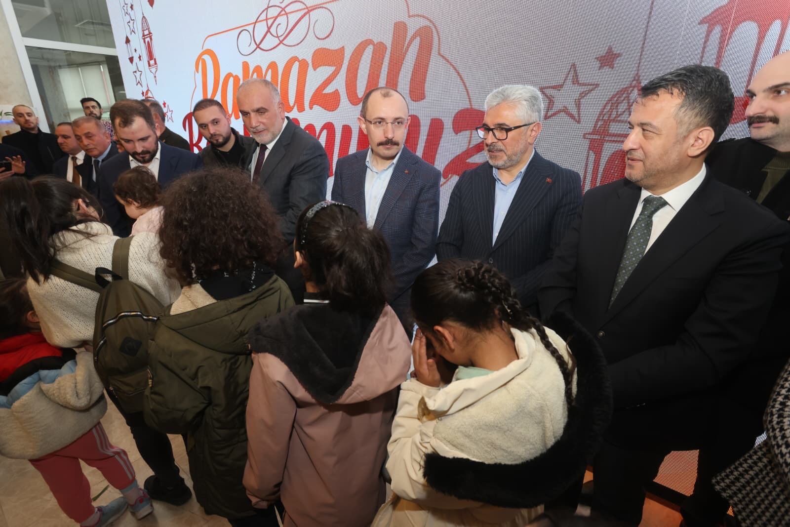 AK Parti Canik’te bayramlaşma geleneği sürdü