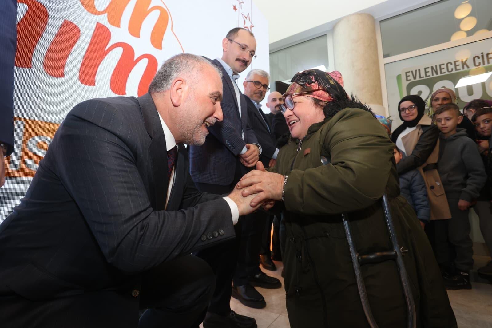 AK Parti Canik’te bayramlaşma geleneği sürdü