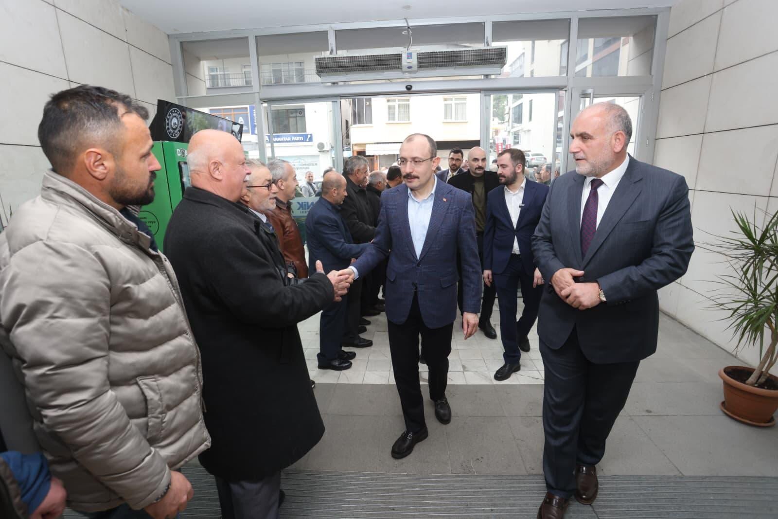 AK Parti Canik’te bayramlaşma geleneği sürdü