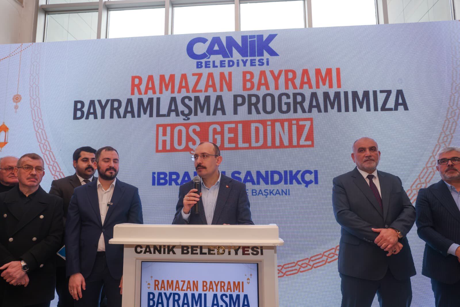 AK Parti Canik’te bayramlaşma geleneği sürdü