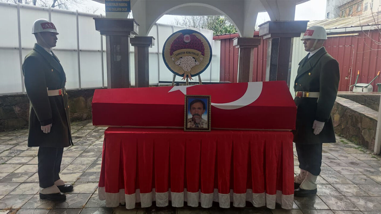 Kibris Gazisi Son Yolculuguna Ugurlandi (1)