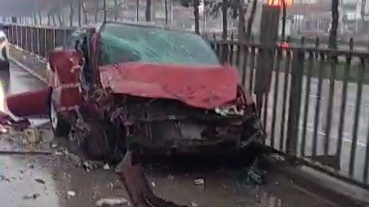 Samsun Tekkeköy'de otomobil ile tır çarpıştı!