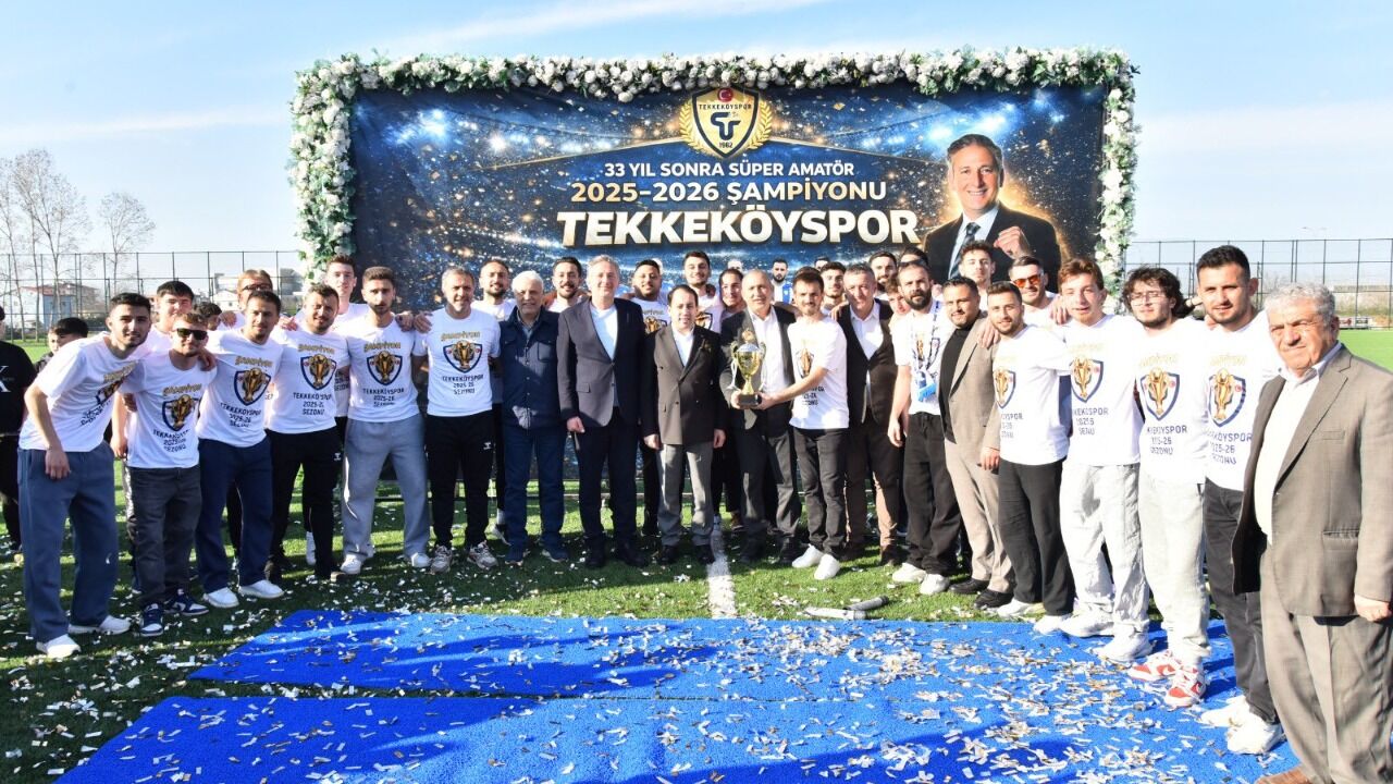 Tekkeköyspor’un şampiyonluğu coşkuyla kutlandı!